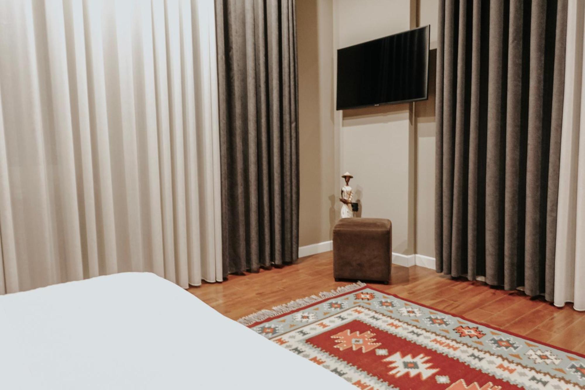 Residenza Monun Boutique Hotel Tiranë Eksteriør bilde